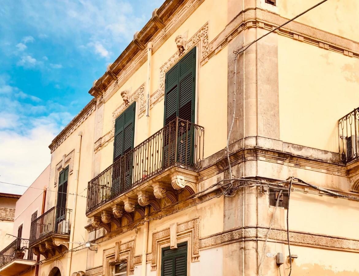 La Casa Del Barocco Hotel Noto Exterior foto
