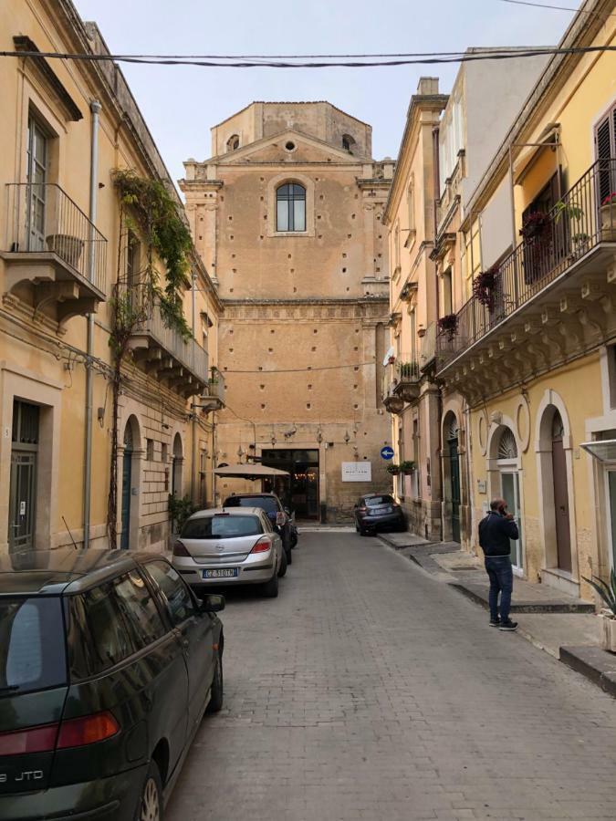 La Casa Del Barocco Hotel Noto Exterior foto